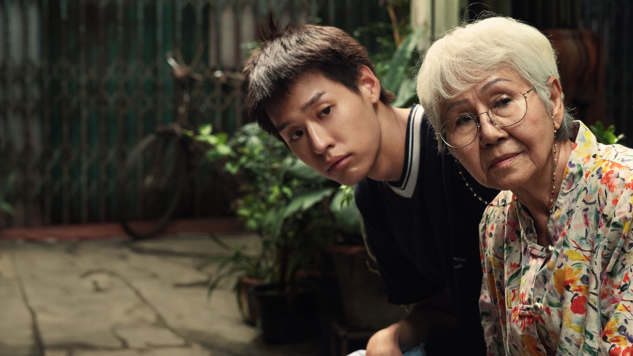 Gia Tài Của Ngoại - How to Make Millions Before Grandma Dies
