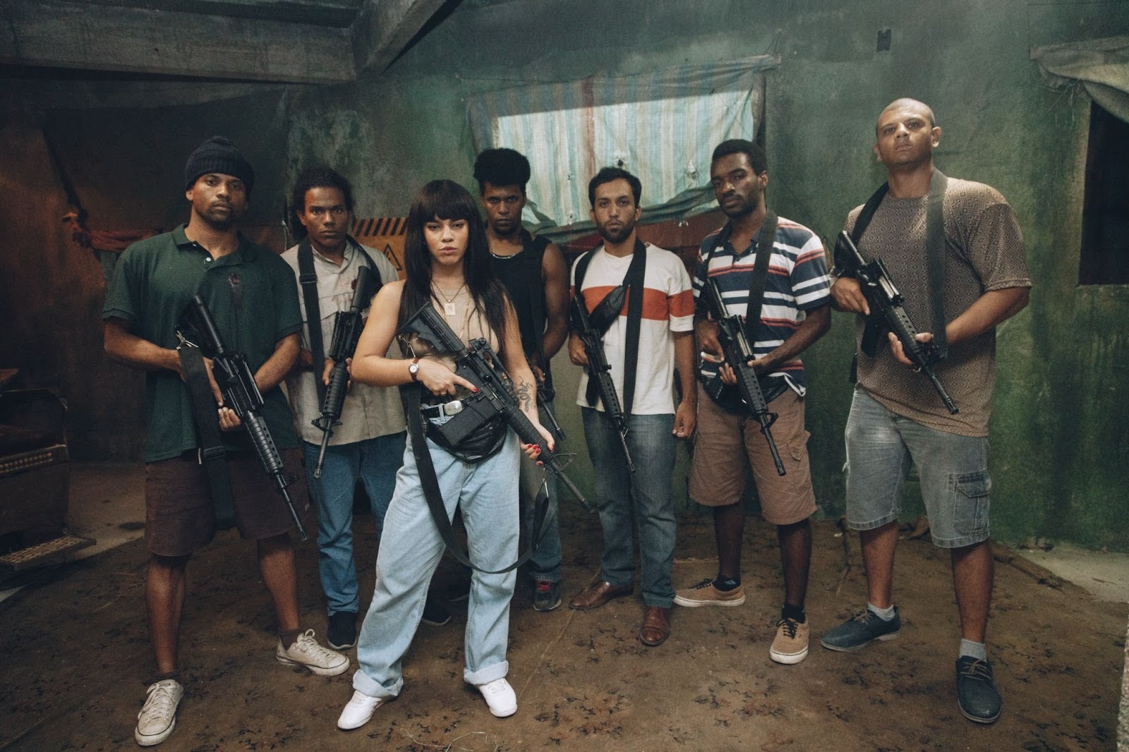 Raquel de Oliveira: Số một - Outlaw