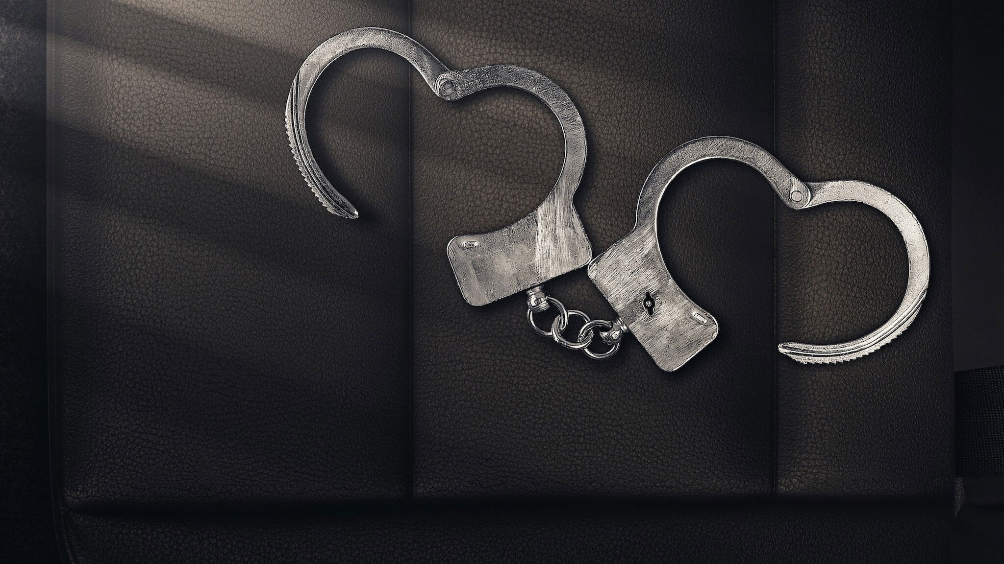 Vụ vượt ngục: Đôi tình nhân chạy trốn - Jailbreak: Love on the Run