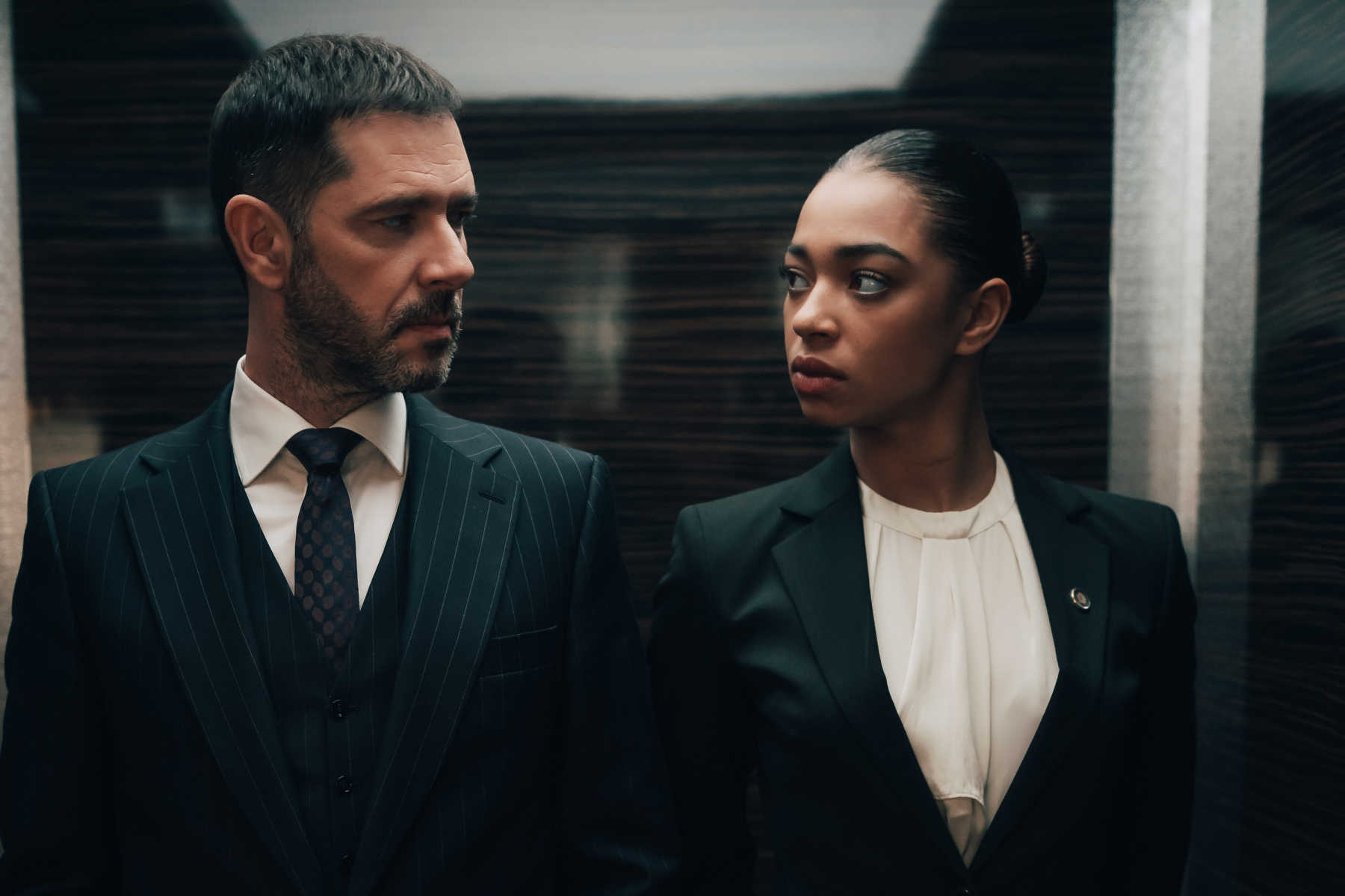 Privileges (Phần 1) - Privilèges (Season 1)