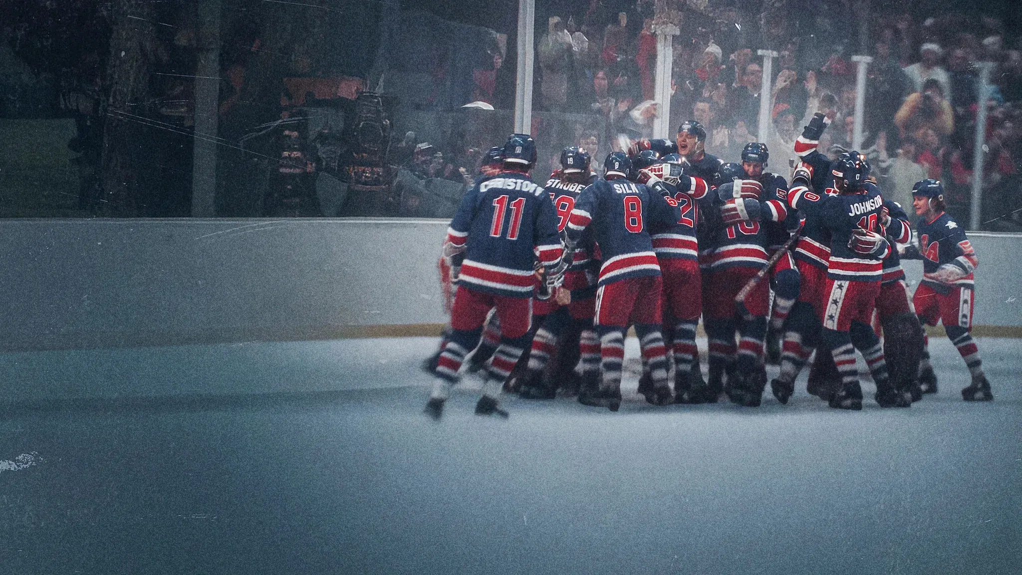 Kỳ Tích: Đội Hockey Năm 1980 - Miracle: The Boys Of '80