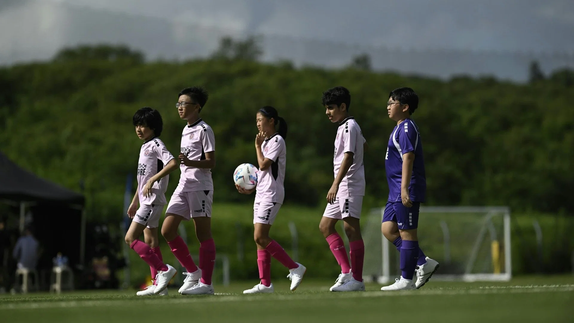 Chuyền bóng và ghi bàn - Pass and Goal