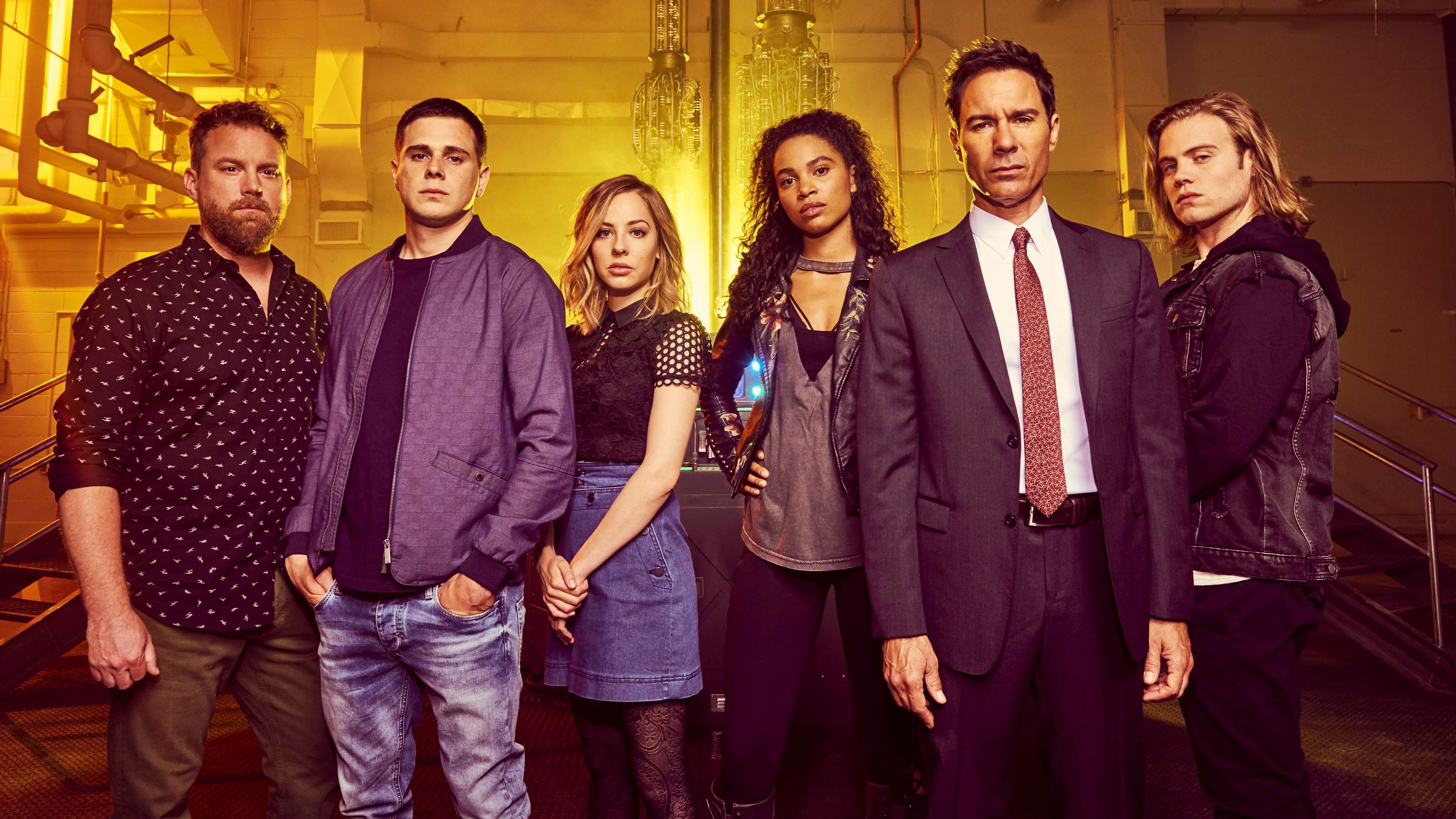 Kẻ Du Hành (Phần 1) - Travelers (Season 1)
