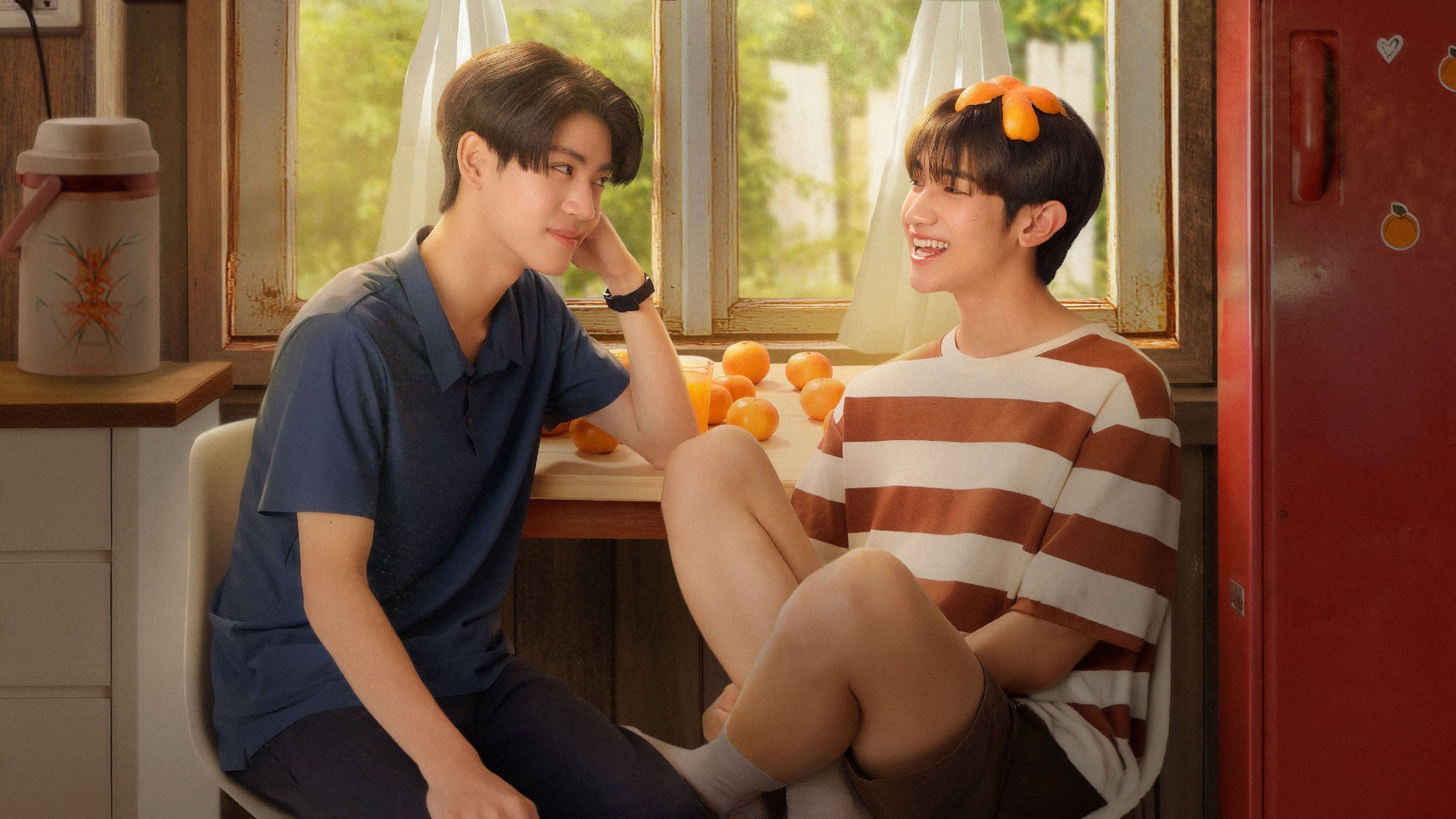Cây Cam Ở Nhà Cậu Ấy Nhưng Quả Cam Luôn Rơi Sang Nhà Tôi - When Oranges Fall