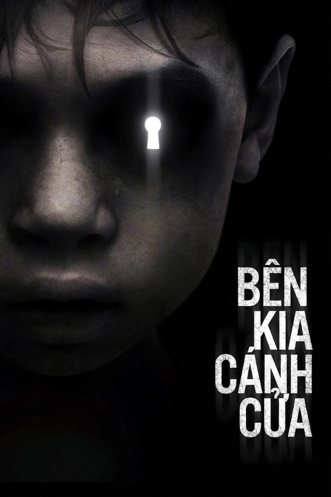 Bên Kia Cánh Cửa