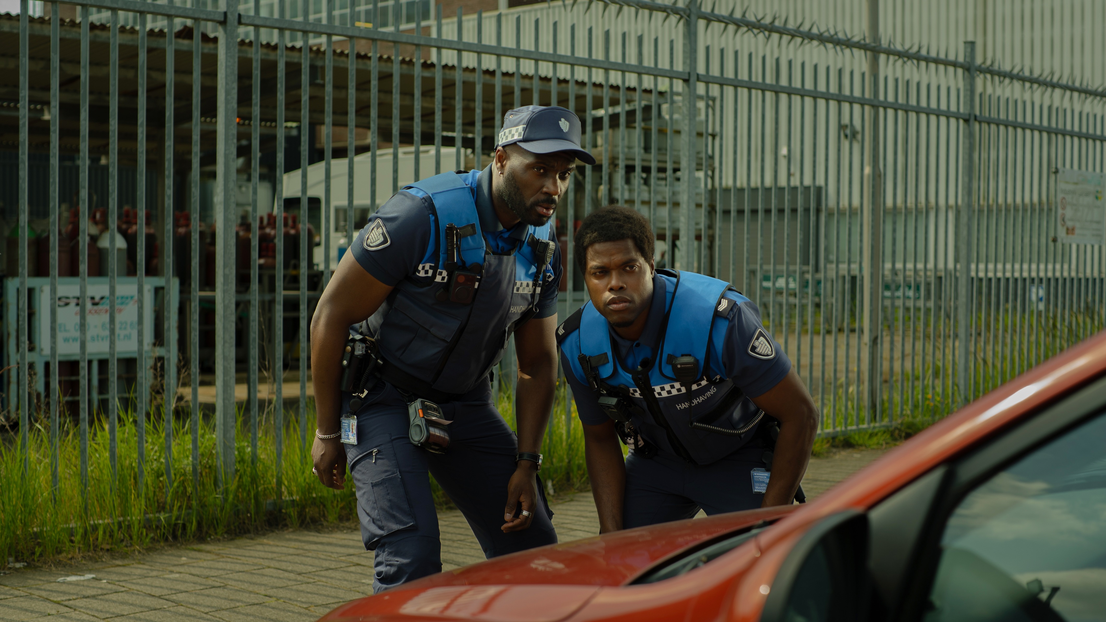 Bad Boas: Bộ Đôi Phá Án - Almost Cops
